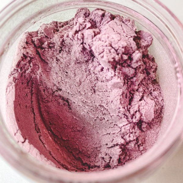 Alizarin Crimson Mica - Ethically Sourced and Cruelty Free