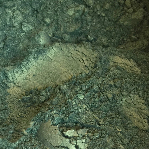 Jungle Green  Mica - Ethically Sourced and Cruelty Free