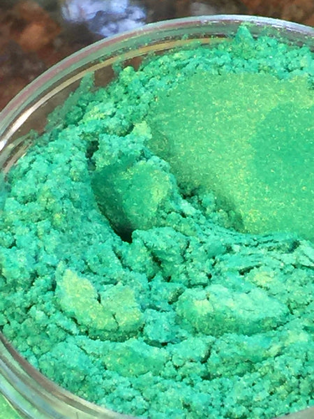 Gold Green Mica - Ethically Sourced and Cruelty Free