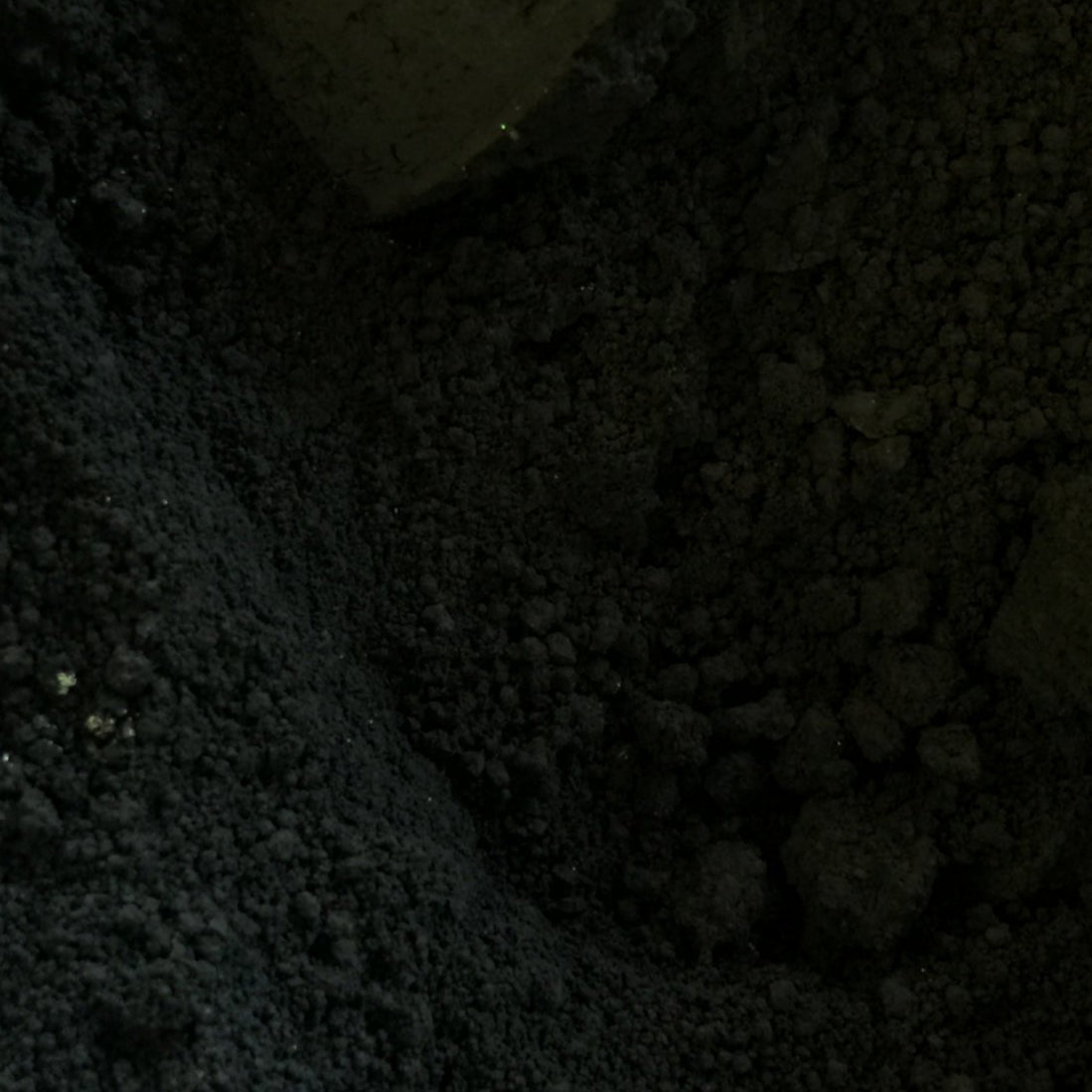Black Oxide - Ethically Sourced and Cruelty Free