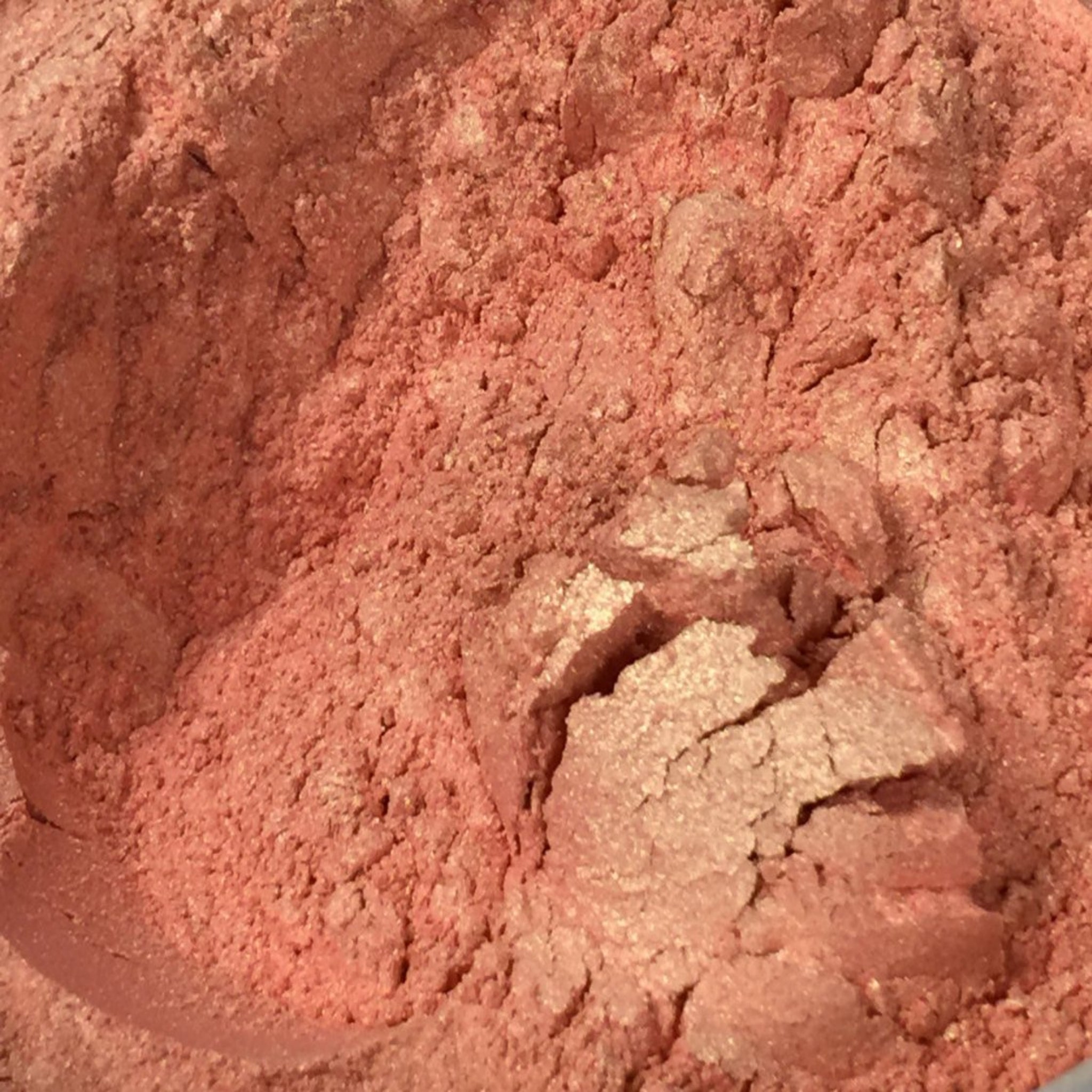 Red Gold Mica - Ethically Sourced and Cruelty Free